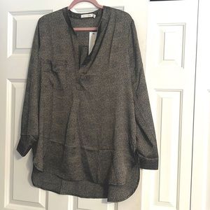 BNWT pullover blouse size L